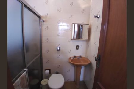 Casa à venda com 799m², 6 quartos e 13 vagasBanheiro social