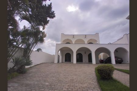 Casa à venda com 799m², 6 quartos e 13 vagasÁrea Externa