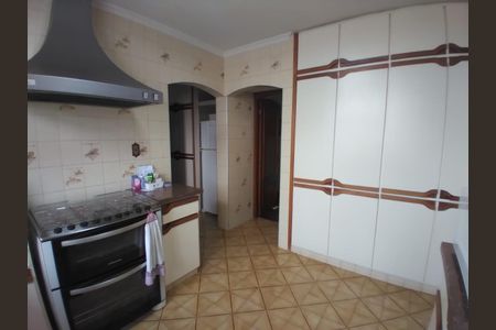 Casa à venda com 799m², 6 quartos e 13 vagasCozinha