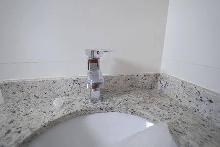 Apartamento à venda com 54m², 2 quartos e 2 vagas Apartamento à venda com 54m², 2 quartos e 2 vagasBanheiro Suíte