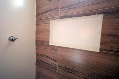 Apartamento à venda com 54m², 2 quartos e 2 vagas Apartamento à venda com 54m², 2 quartos e 2 vagasBanheiro