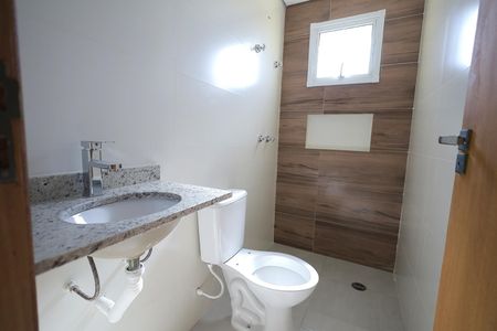 Apartamento à venda com 54m², 2 quartos e 2 vagas Apartamento à venda com 54m², 2 quartos e 2 vagasBanheiro