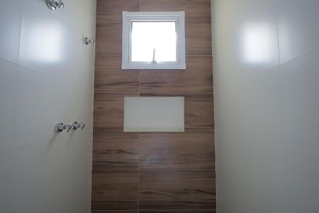 Apartamento à venda com 54m², 2 quartos e 2 vagas Apartamento à venda com 54m², 2 quartos e 2 vagasBanheiro