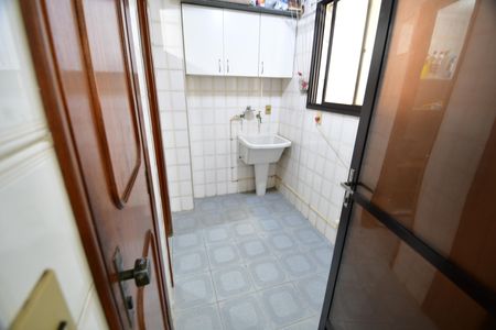 Apartamento à venda com 87m², 2 quartos e 1 vagaÁrea de Serviço