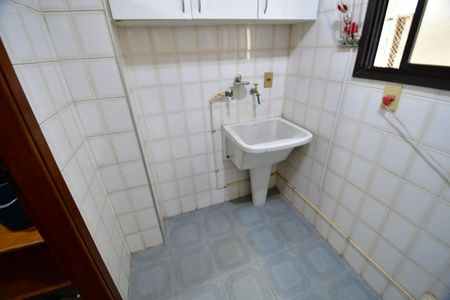 Apartamento à venda com 87m², 2 quartos e 1 vagaÁrea de Serviço