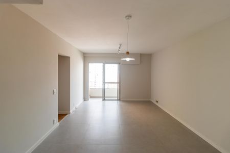 Apartamento à venda com 85m², 3 quartos e 1 vaga Apartamento à venda com 85m², 3 quartos e 1 vagaSala