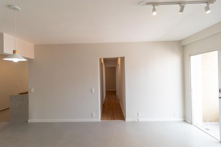 Sala de apartamento à venda com 3 quartos, 85m² em Cambuí, Campinas