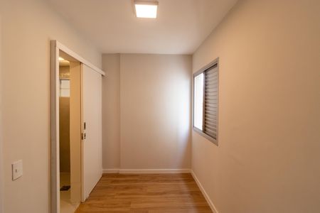 Apartamento à venda com 85m², 3 quartos e 1 vaga Apartamento à venda com 85m², 3 quartos e 1 vagaSuíte