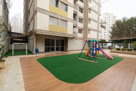 Apartamento à venda com 85m², 3 quartos e 1 vaga Apartamento à venda com 85m², 3 quartos e 1 vagaÁrea comum - Playground