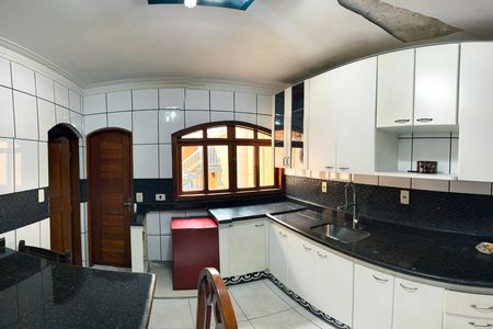 Cozinha de casa à venda com 4 quartos, 410m² em Jardim Boa Vista (zona Oeste), São Paulo