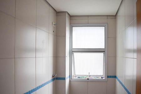 Banheiro de kitnet/studio para alugar com 1 quarto, 38m² em Tatuapé, São Paulo