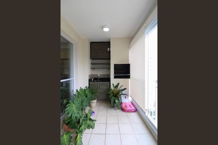 Apartamento para alugar com 124m², 3 quartos e 2 vagas Apartamento para alugar com 124m², 3 quartos e 2 vagasVaranda gourmet