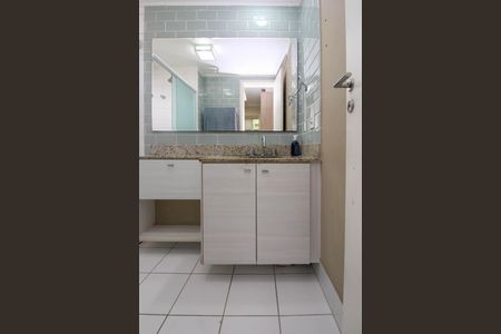 Apartamento para alugar com 124m², 3 quartos e 2 vagas Apartamento para alugar com 124m², 3 quartos e 2 vagasBanheiro Suíte