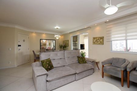 Apartamento para alugar com 124m², 3 quartos e 2 vagas Apartamento para alugar com 124m², 3 quartos e 2 vagasSala