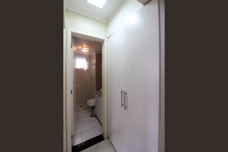 Apartamento para alugar com 124m², 3 quartos e 2 vagas Apartamento para alugar com 124m², 3 quartos e 2 vagasCorredor Quartos