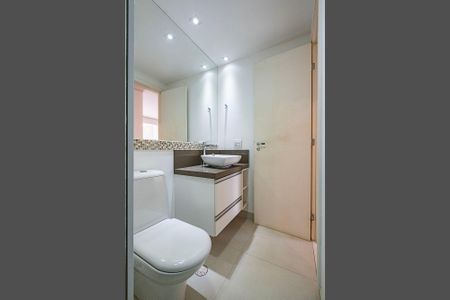 Apartamento para alugar com 64m², 2 quartos e 1 vaga Apartamento para alugar com 64m², 2 quartos e 1 vagaBanheiro