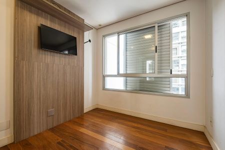 Suíte de apartamento para alugar com 2 quartos, 64m² em Sumaré, São Paulo