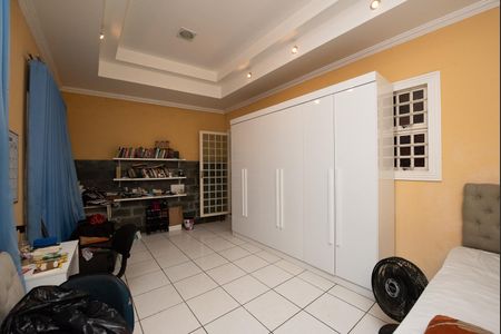 Casa à venda com 360m², 4 quartos e 2 vagas