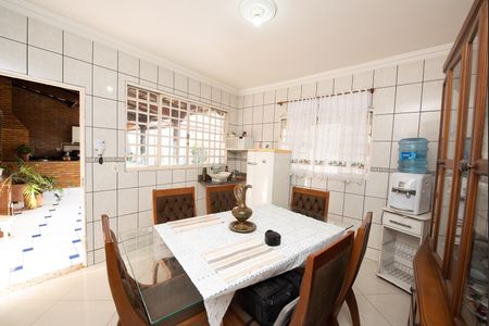 Casa à venda com 360m², 4 quartos e 2 vagas