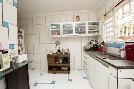 Casa à venda com 360m², 4 quartos e 2 vagas