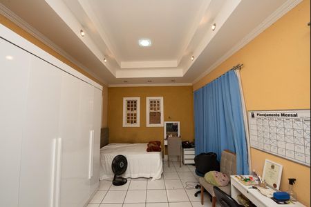 Casa à venda com 360m², 4 quartos e 2 vagas