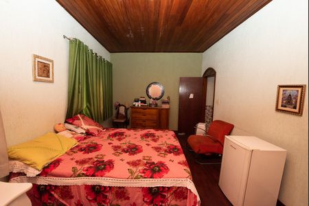 Casa à venda com 360m², 4 quartos e 2 vagas