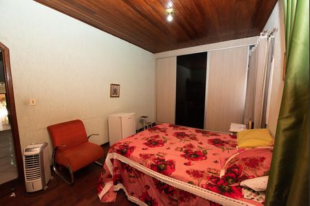 Casa à venda com 360m², 4 quartos e 2 vagas