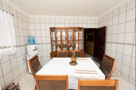 Casa à venda com 360m², 4 quartos e 2 vagas