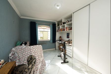 Casa à venda com 360m², 4 quartos e 2 vagas