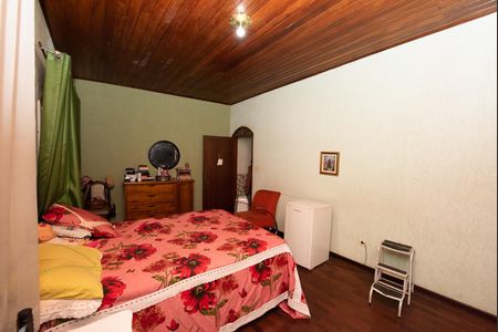 Casa à venda com 360m², 4 quartos e 2 vagas