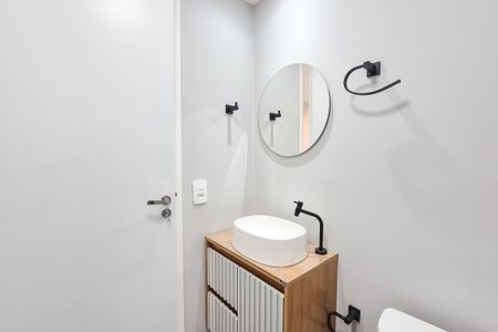Apartamento para alugar com 43m², 2 quartos e sem vaga Apartamento para alugar com 43m², 2 quartos e sem vagaBanheiro Social