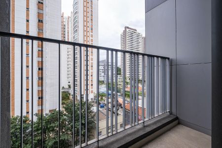 Sala/Cozinha - Varanda de kitnet/studio à venda com 1 quarto, 40m² em Pinheiros, São Paulo