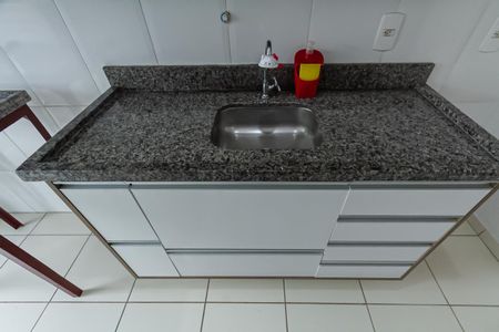 Apartamento à venda com 53m², 2 quartos e 1 vaga Apartamento à venda com 53m², 2 quartos e 1 vagaCozinha e Área de Serviço
