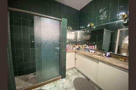 Casa à venda com 340m², 4 quartos e 3 vagas