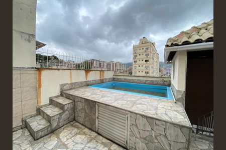 Casa à venda com 340m², 4 quartos e 3 vagas