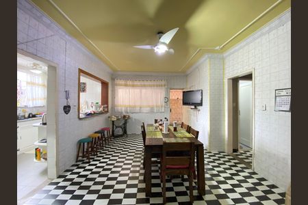 Casa à venda com 340m², 4 quartos e 3 vagas