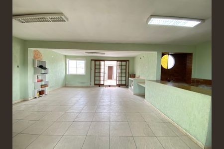 Casa à venda com 340m², 4 quartos e 3 vagas