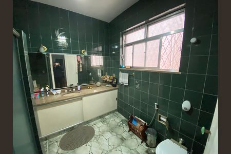 Casa à venda com 340m², 4 quartos e 3 vagas