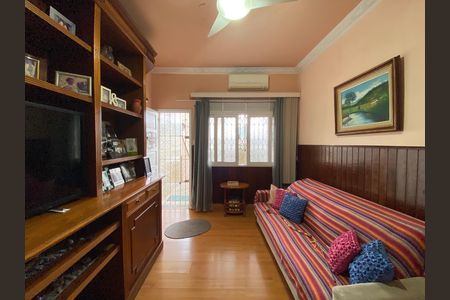 Casa à venda com 340m², 4 quartos e 3 vagas