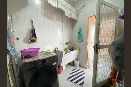 Casa à venda com 340m², 4 quartos e 3 vagas