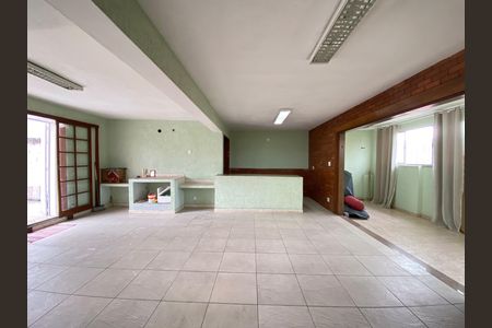 Casa à venda com 340m², 4 quartos e 3 vagas