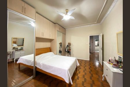 Casa à venda com 340m², 4 quartos e 3 vagas