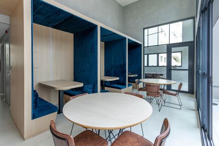 Studio à venda com 28m², 1 quarto e sem vaga Studio à venda com 28m², 1 quarto e sem vagaCoworking