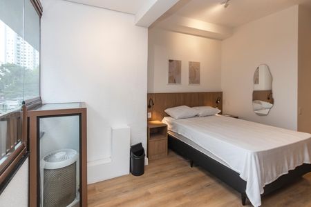 Studio à venda com 28m², 1 quarto e sem vaga Studio à venda com 28m², 1 quarto e sem vagaVaranda