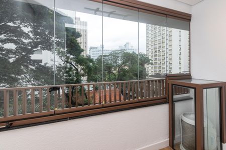 Varanda de kitnet/studio à venda com 1 quarto, 28m² em Campo Belo, São Paulo