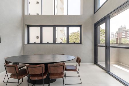Studio à venda com 28m², 1 quarto e sem vaga Studio à venda com 28m², 1 quarto e sem vagaCoworking