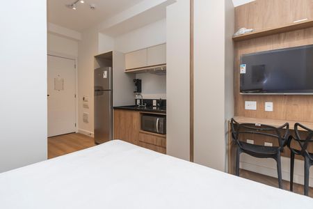 Studio à venda com 28m², 1 quarto e sem vaga Studio à venda com 28m², 1 quarto e sem vagaStudio
