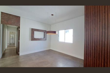 Casa à venda com 325m², 3 quartos e 4 vagas