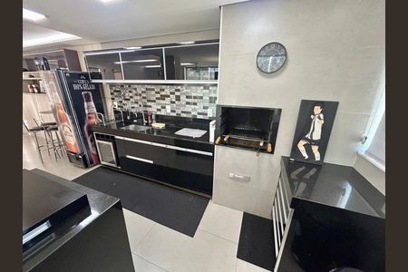 Apartamento para alugar com 3 quartos, 220m² em Buritis, Belo Horizonte