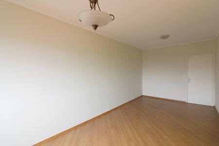 Apartamento à venda com 65m², 2 quartos e 1 vagaSala 